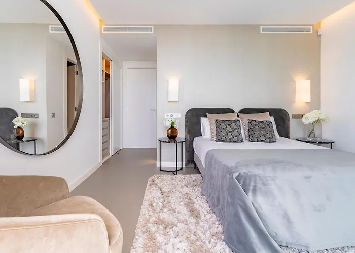 Nido Modern 4 Bed With Sea Views