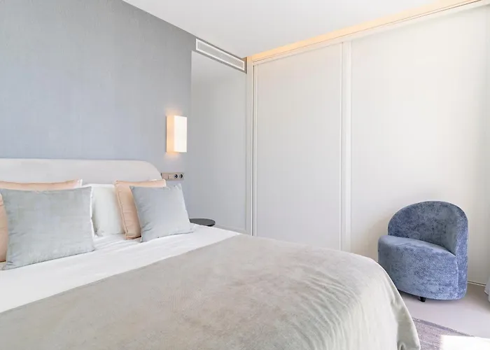 Nido Modern 4 Bed With Sea Views * إِستيبونا