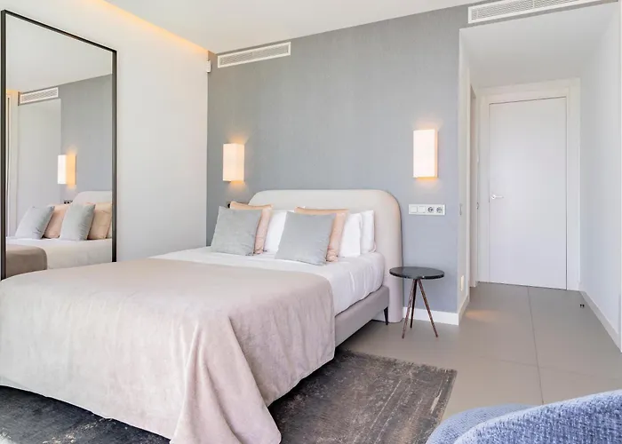 Nido Modern 4 Bed With Sea Views